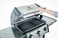 Broil King Signet 390 Gasgrill Inkl. Drehspieß + Grillfürst Fettschiene - Modell 2023 -Broil King || Napoleon || Rösle Verkaufsgeschäft 21503 broil king signet 390 deckel 946882