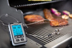 Broil King Seitenablagen Grillthermometer Digital 3 Broil King Seitenablagen Grillthermometer Digital -Broil King || Napoleon || Rösle Verkaufsgeschäft Broil King Grillthermometer digital Seitenablage Lifestyle
