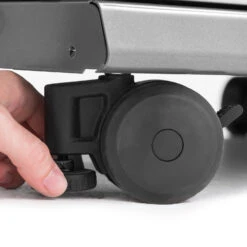 Broil King Imperial S590 PRO IR Gasgrill - Modell 2023 - SMART Deal Inkl. Grillfürst Grill Control Mit Companion Device Und Einstichthermometer 37 Broil King Imperial S590 PRO IR Gasgrill - Modell 2023 - SMART Deal Inkl. Grillfürst Grill Control Mit Companion Device Und Einstichthermometer -Broil King || Napoleon || Rösle Verkaufsgeschäft Broil King Imperial S 590 IR Rolle feststellbar 1