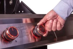 Grillfürst G520E 5-Brenner Gasgrill - Eintracht Frankfurt Edition - Edelstahlroste -Broil King || Napoleon || Rösle Verkaufsgeschäft Grillfuerst Gasgrill G310E Beleuchtete Drehregler