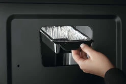 Napoleon Freestyle 365 Gasgrill, Graphit - Mit Sizzle Zone - Modell 2023 - X-DEAL Inkl. Abdeckhaube Und Gussplatte -Broil King || Napoleon || Rösle Verkaufsgeschäft Napoleon Freestyle Fettschale 2