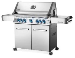 Napoleon Prestige 665 Edelstahl Gasgrill - Mit Safety Glow - Modell 2023 -Broil King || Napoleon || Rösle Verkaufsgeschäft Napoleon Prestige 665 Edelstahl side