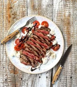 Steak Champ Gourmet Steakbesteck Set: 2 Steakmesser Und 2 Gabeln -Broil King || Napoleon || Rösle Verkaufsgeschäft Steak Champ Gourmet Messerset Steak Teller 101059